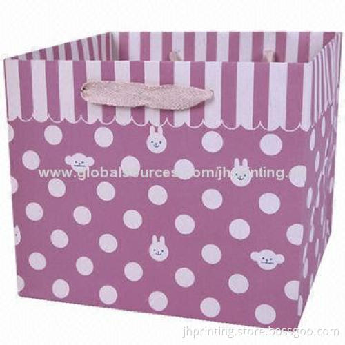 Glossy Carrier Bag, Made of 250gsm Art Paper, OEM Samples are Ready in 3 Days